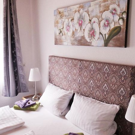 Düren - Eifel Hotel & Restaurant Arnoldusklause מראה חיצוני תמונה