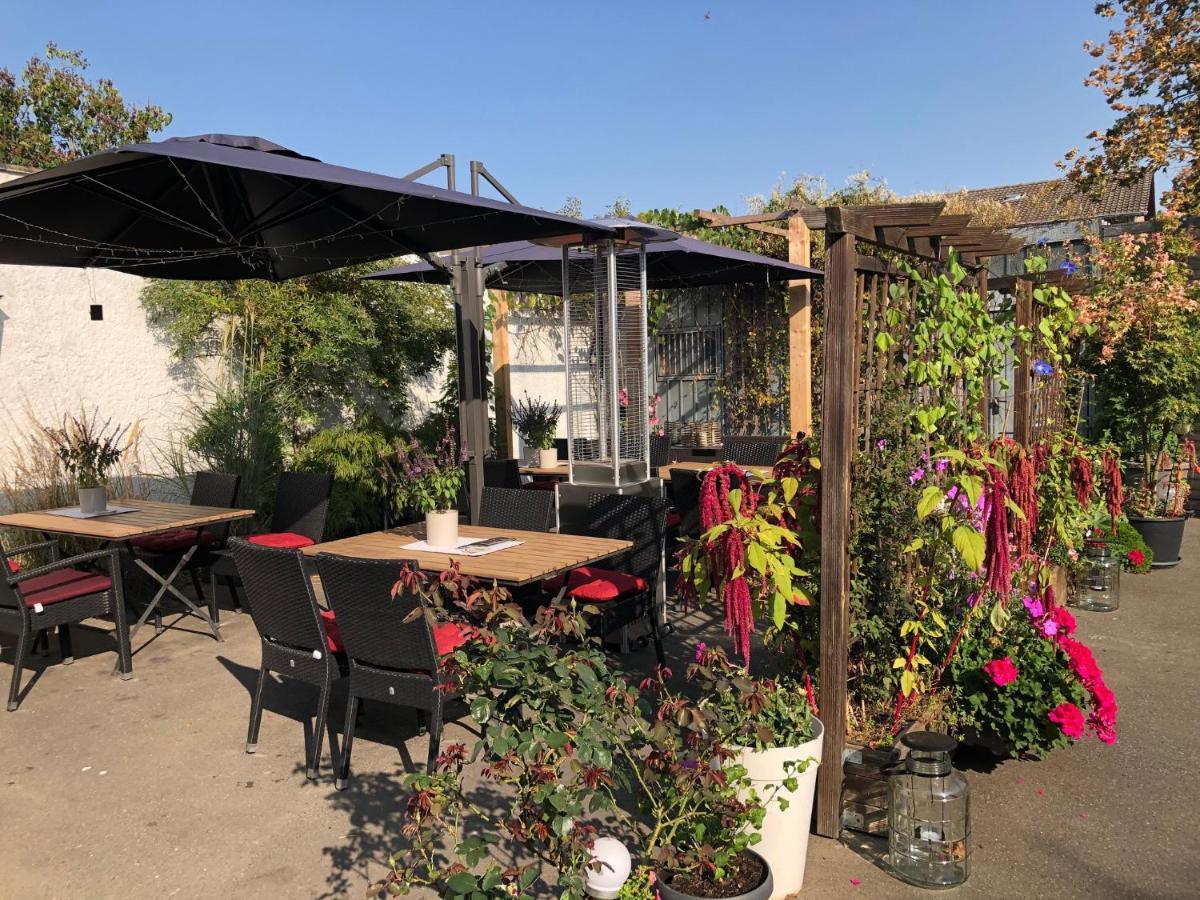 Düren - Eifel Hotel & Restaurant Arnoldusklause מראה חיצוני תמונה