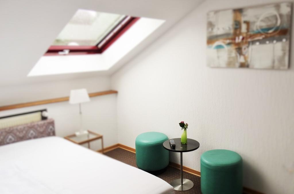 Düren - Eifel Hotel & Restaurant Arnoldusklause חדר תמונה