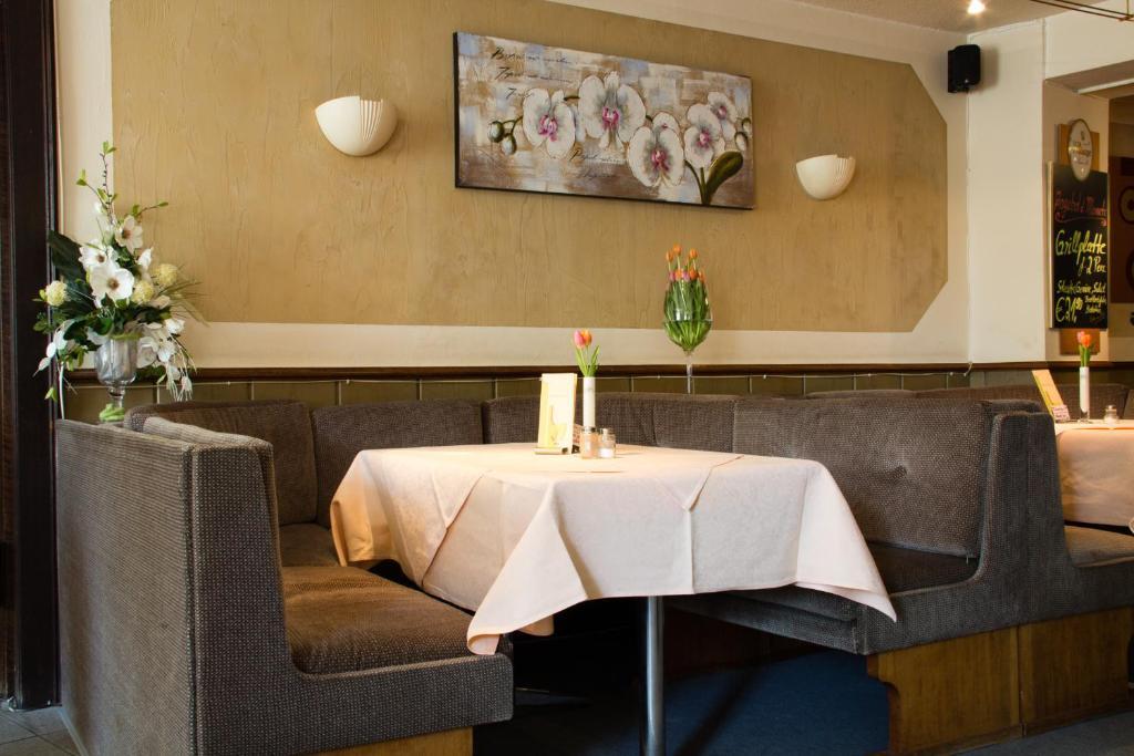 Düren - Eifel Hotel & Restaurant Arnoldusklause חדר תמונה