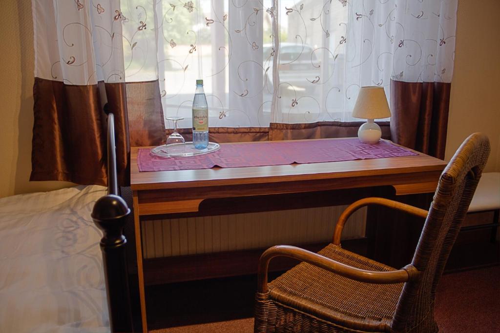 Düren - Eifel Hotel & Restaurant Arnoldusklause חדר תמונה
