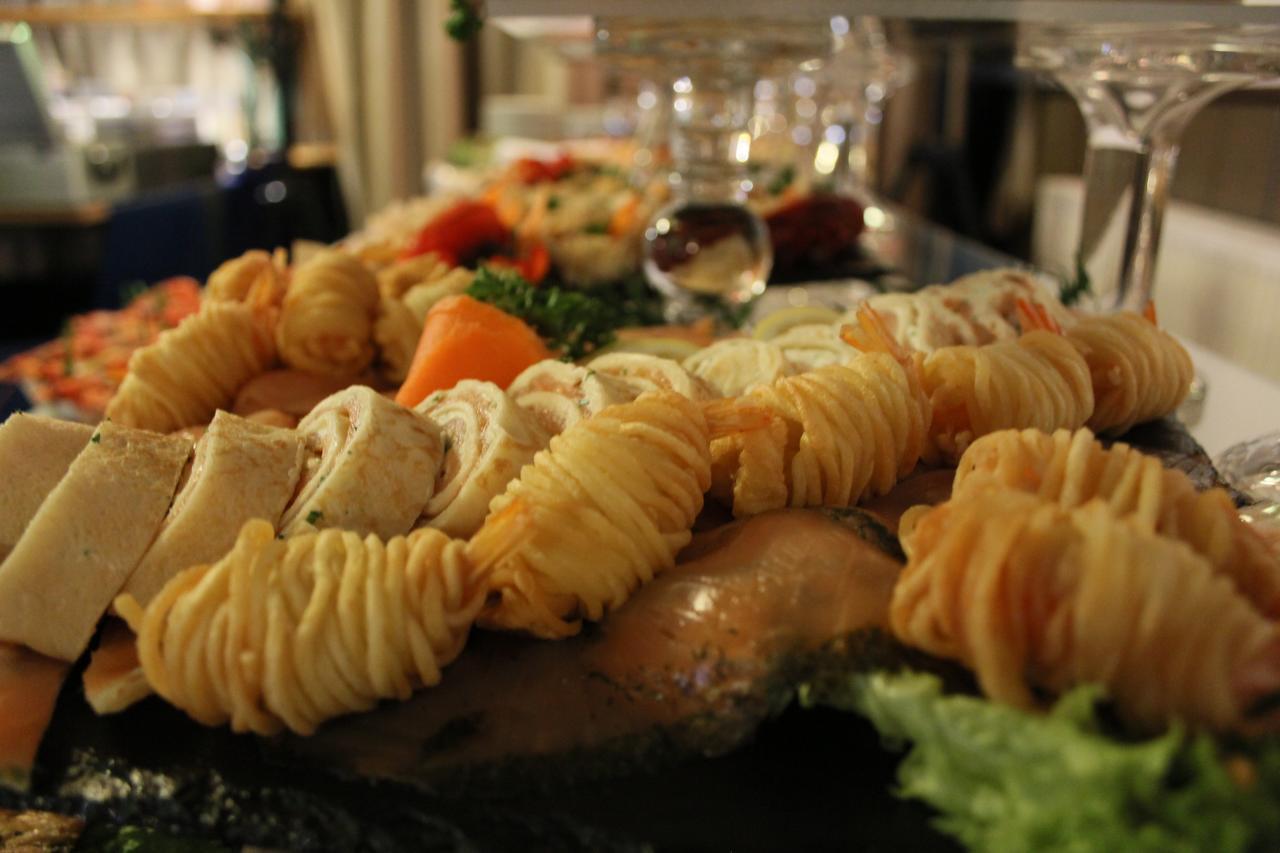 Düren - Eifel Hotel & Restaurant Arnoldusklause מראה חיצוני תמונה
