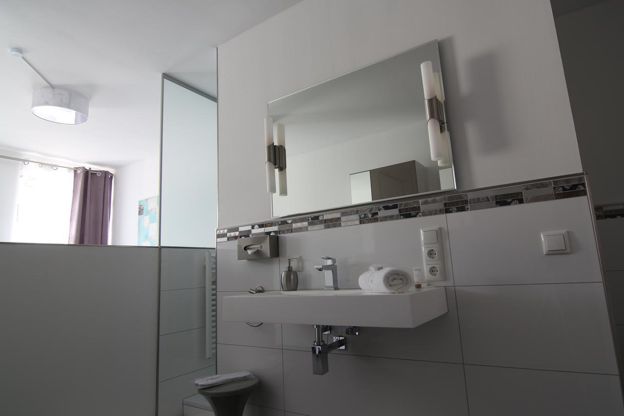 Düren - Eifel Hotel & Restaurant Arnoldusklause מראה חיצוני תמונה